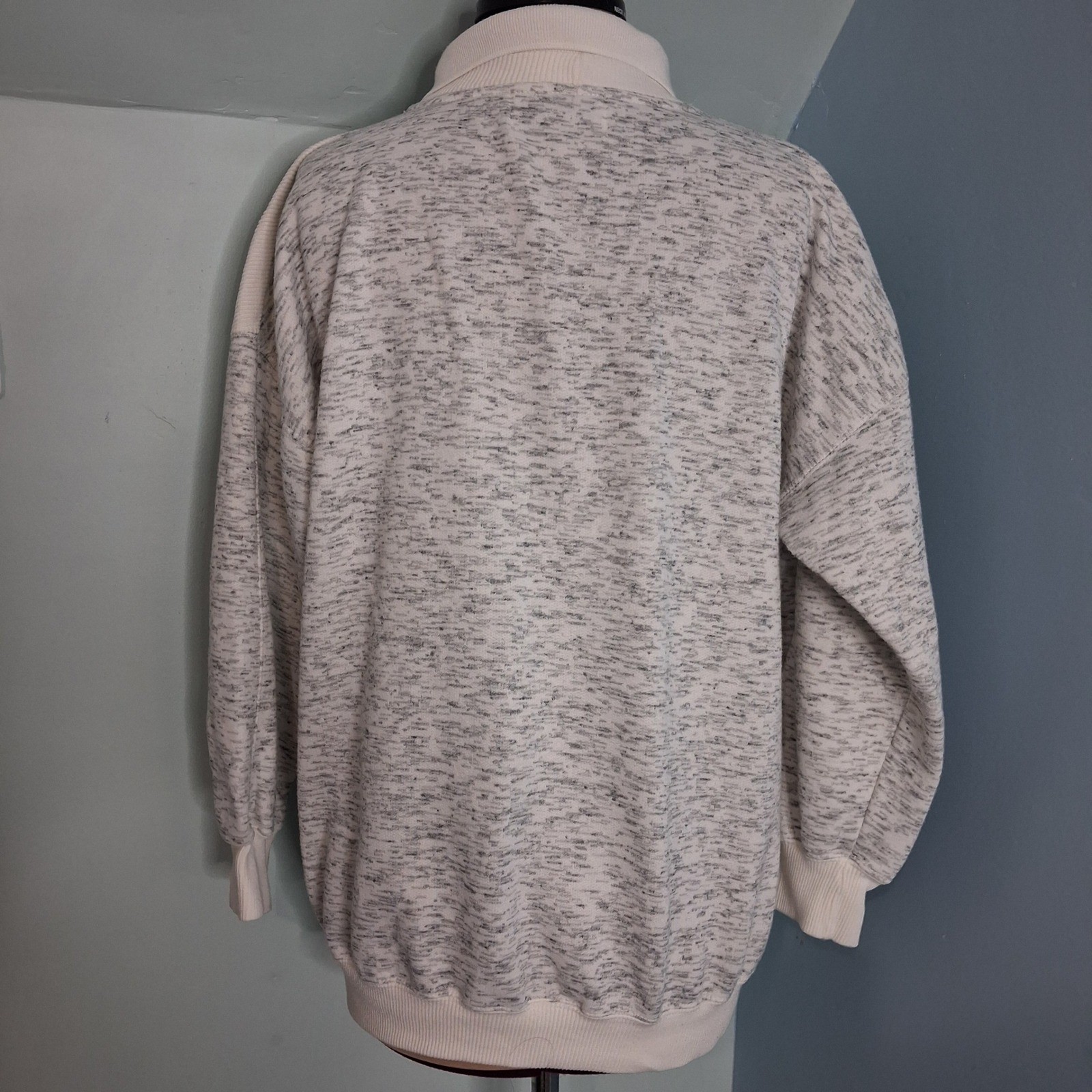 Marcy N Me Patrick Lee VTG Great Outdoors Sweatshirt Grey White Zipper Pocket