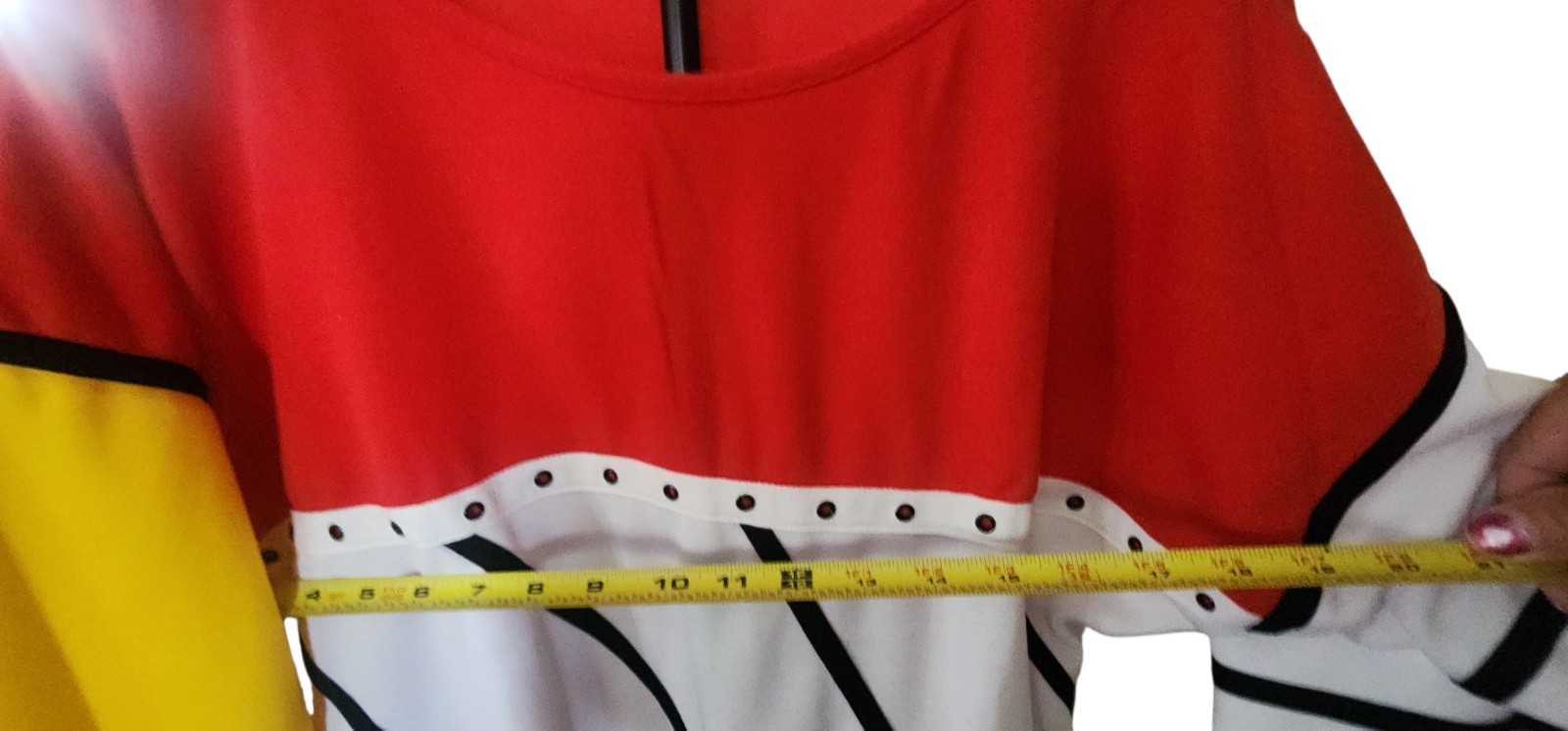 VTG Abstract Multicolor Colorblock 3/4 Sleeve Red Yellow Blk White Women’s Shirt