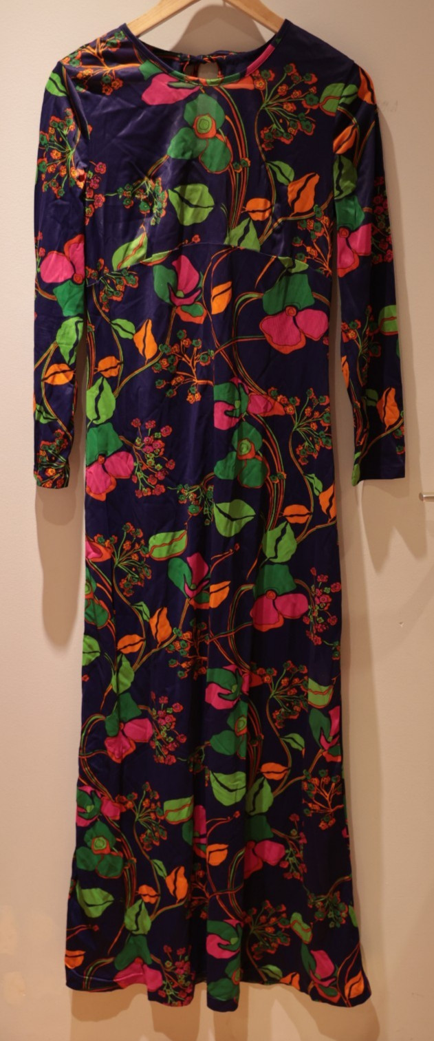 Vintage Maxi Dress Long Sleeve Floral Pattern Purple Multicolor Sz M ***Flowerpower