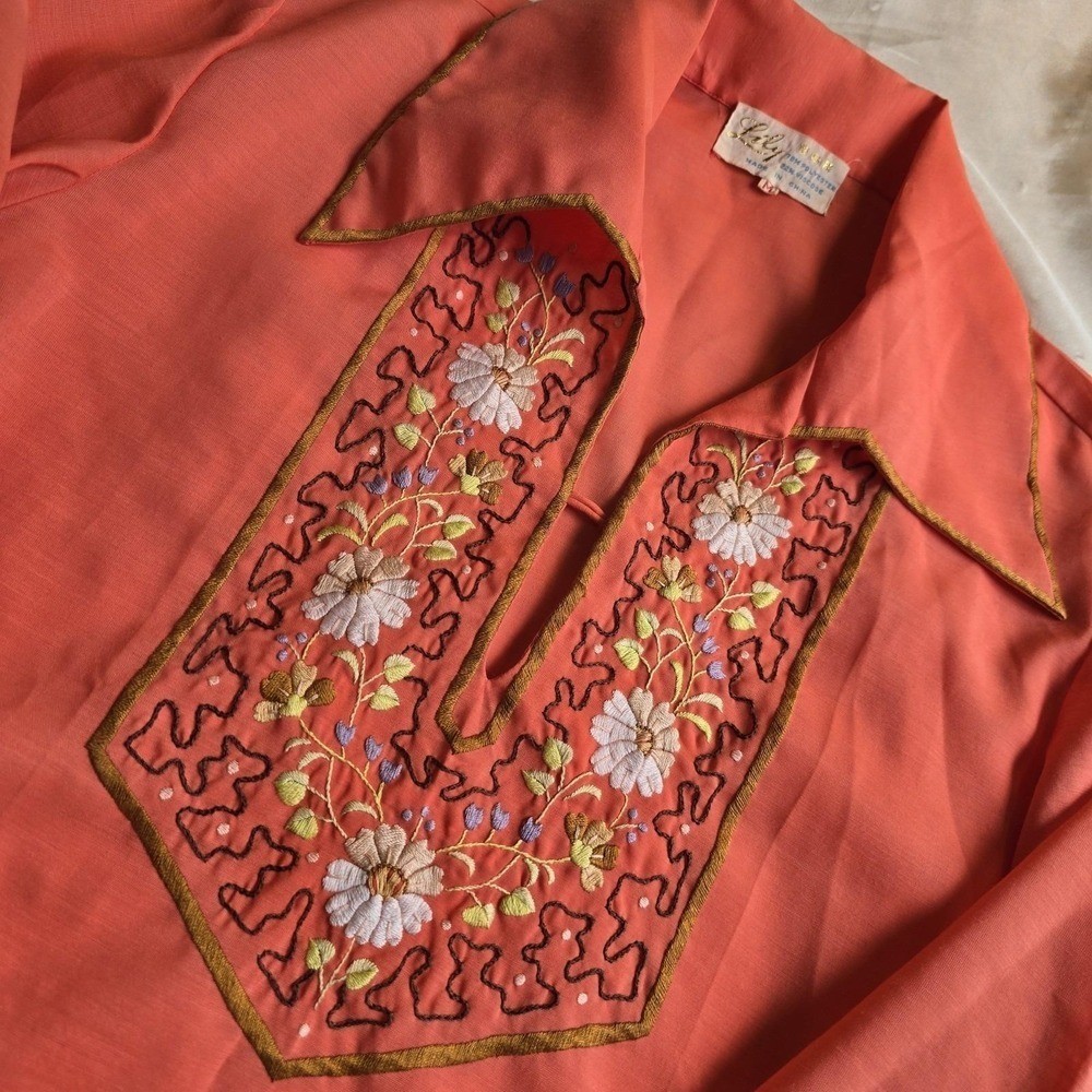 Boho Hippie Peasant Top Vintage 70s Embroidered Blouse Coral Floral
