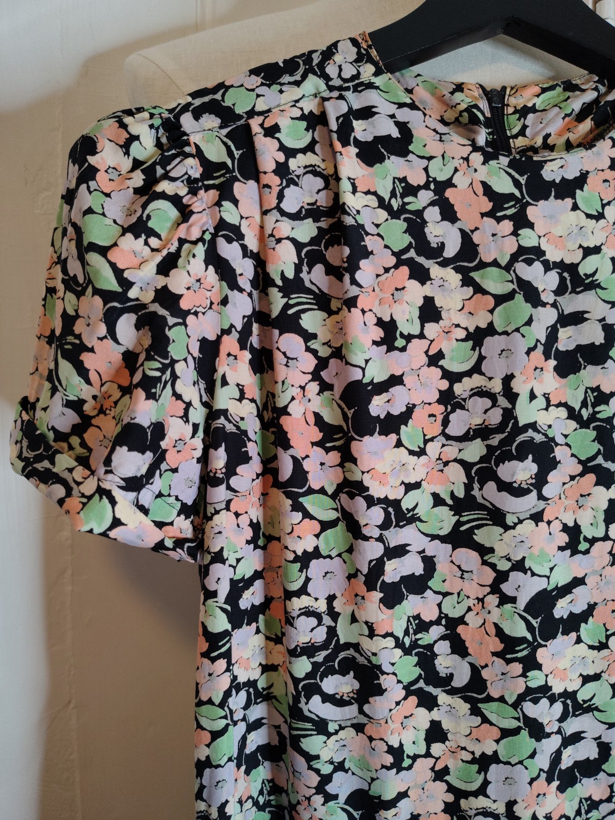Vintage 1970s Jane Schaffhausen for Belle France Floral Dress Womens Small 4-6