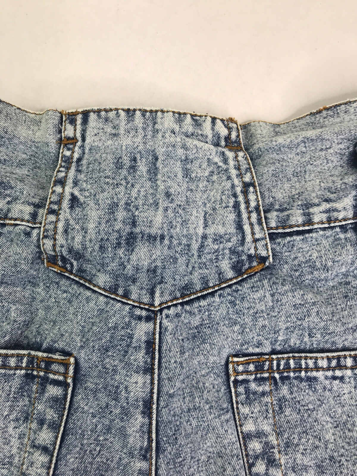 VTG Jordache Womens High Waisted Acid Wash Denim Shorts Button Zipper Blue 7/8