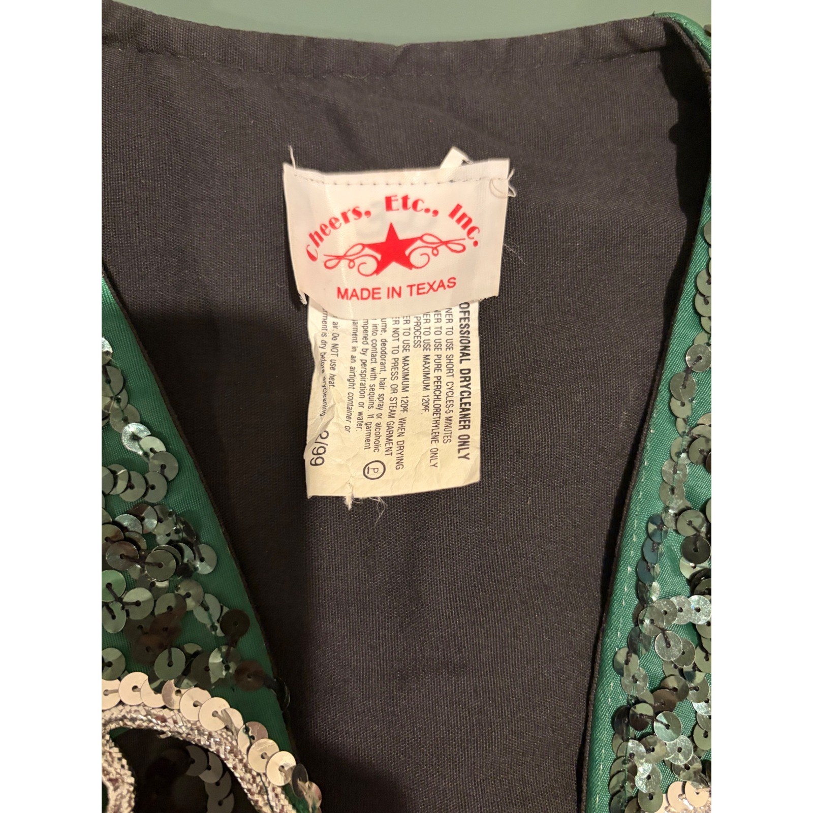 Cheers Etc Inc Vintage Sequin Western Vest Black Green Star Cropped Size 32