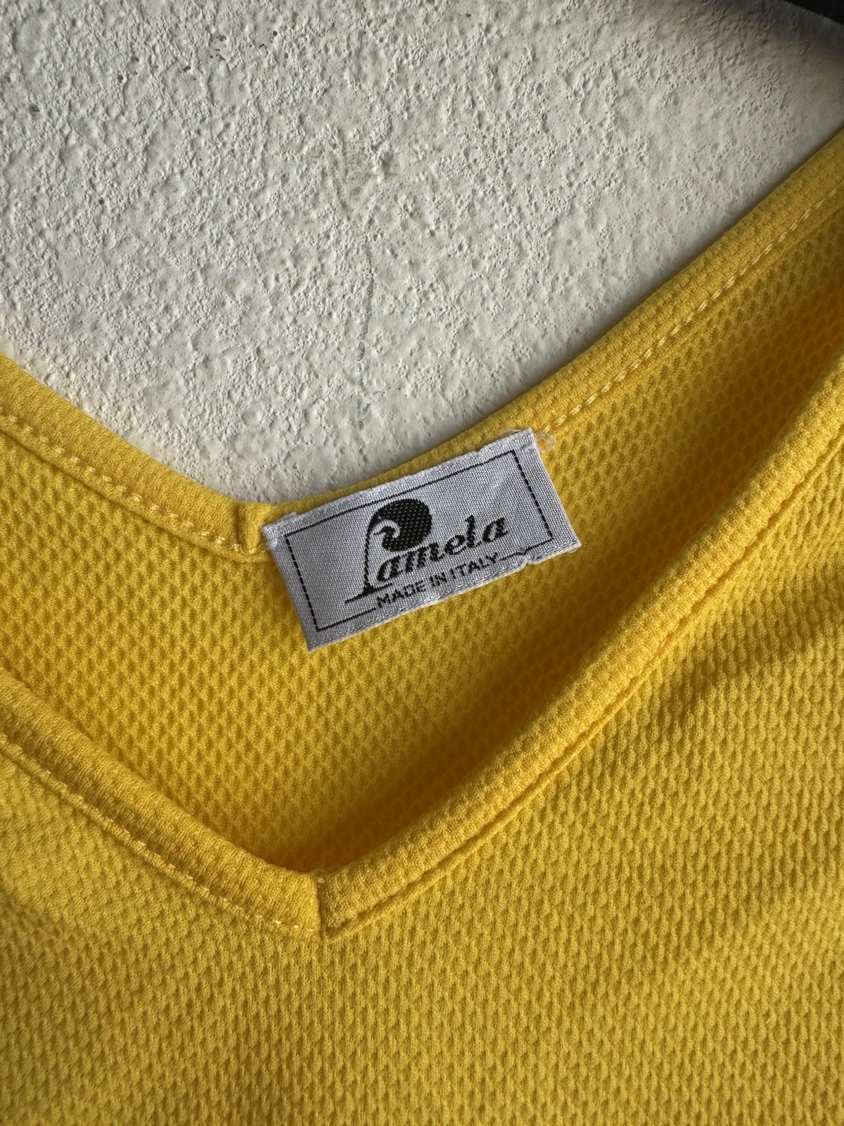 Vintage Pamela V-Neck Yellow Sleeveless Top size M