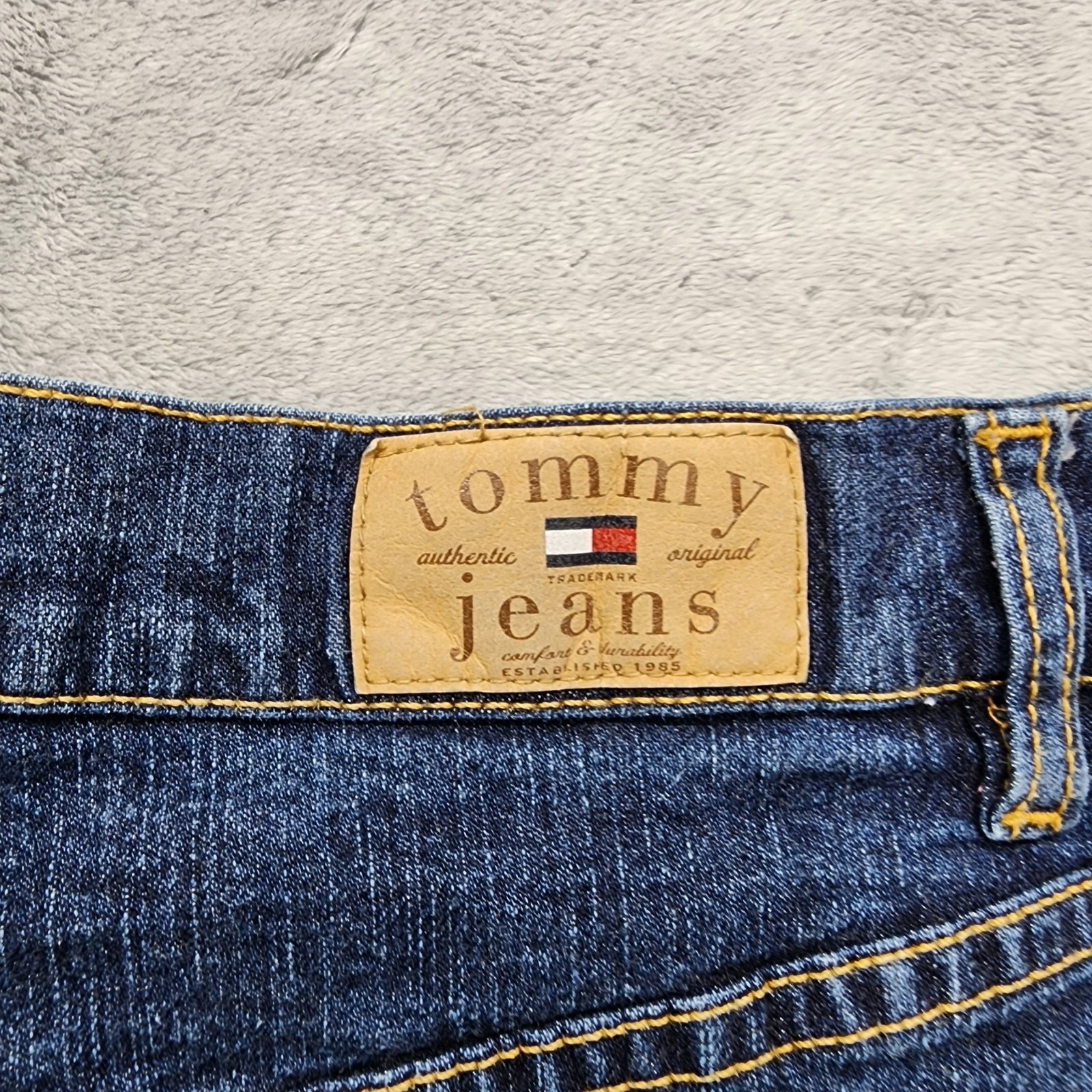 Vintage Y2K Tommy Jeans Skirt Womens 5 Juniors Blue Dark Wash Mini Front Slit