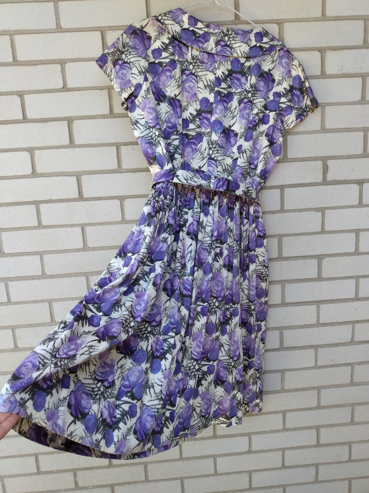 Vintage 50s Purple Rose Dress 42″ Bust 28.5″ Waist Rockabilly Tea Party 60s