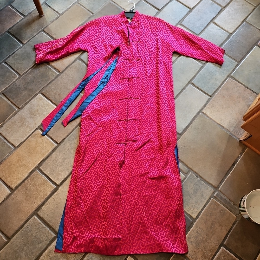 Vtg 40s/50s Dynasty Red/Pink Greek Key Blue Asian Robe Slit Sides Silk/Rayon S/M