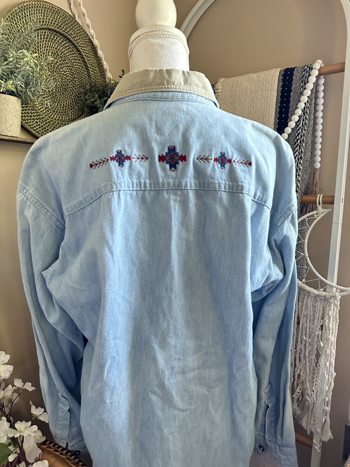 Vintage Woolrich Western Double Sided Tribal Embroidered Bleach Denim Top Sz XL