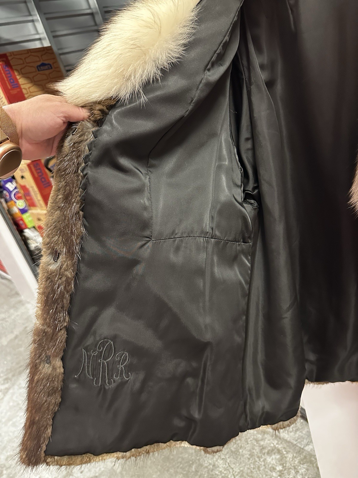 Vintage Canadian Muskrat With Fox Collar Fur Jacket