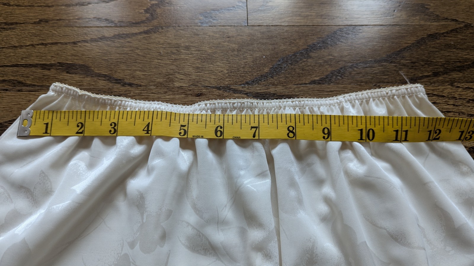 Vintage JCPenney „Intimate Thoughts” Slip L NWOT Lace Trimmed Nylon USA 1990s