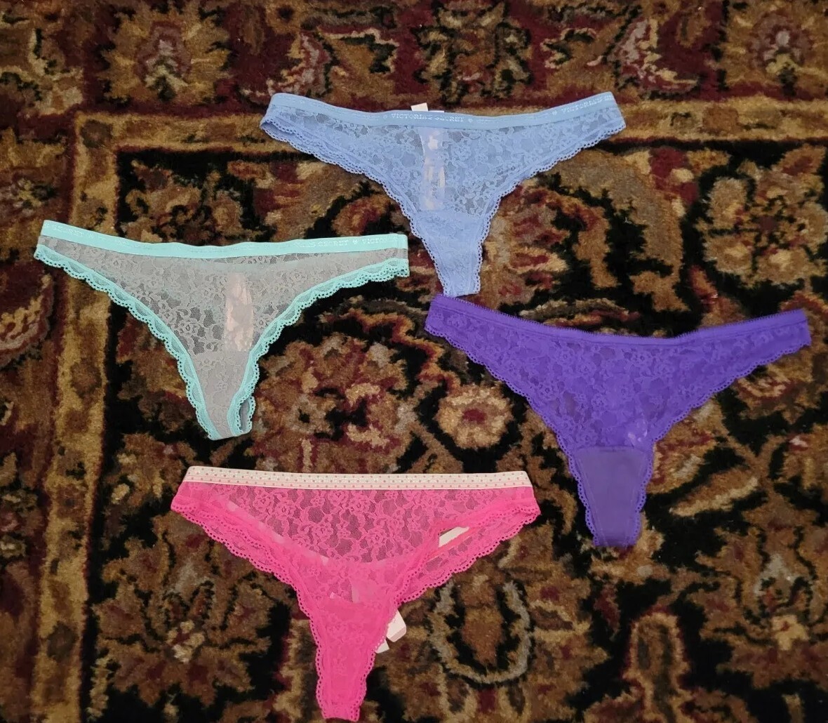 Victoria’s Secret Vintage Panties Small S 2013-14 Lace Signature VS Logo Thong