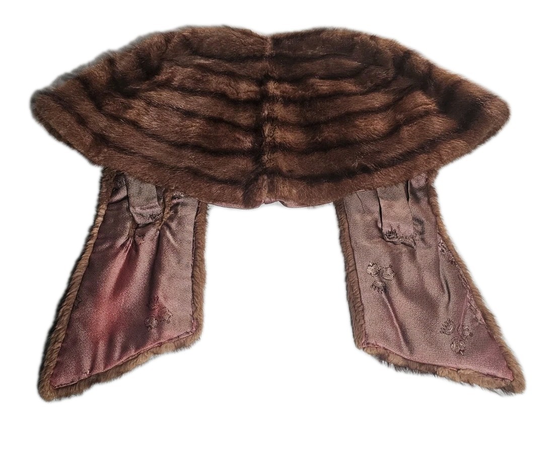 Vintage 1950s John Wanamaker “Rittenhouse Shops” Real Fur Stole