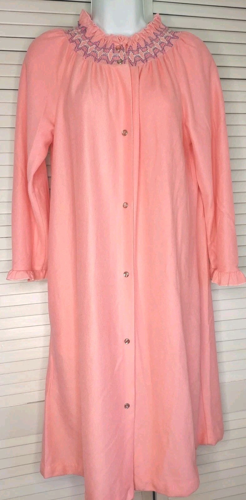 Vintage Pink Dan Ellen Robe w/ Pearl Snaps LS Duster Housecoat Patio Dress MED