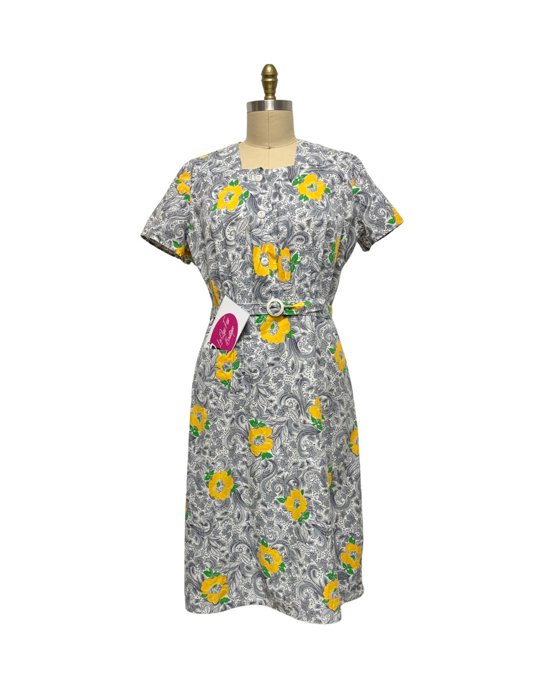 1940s PLUS SIZE YELLOW FLOWER PRINT DRESS | 1940s VINTAGE PLUS SIZE COTTON DRESS