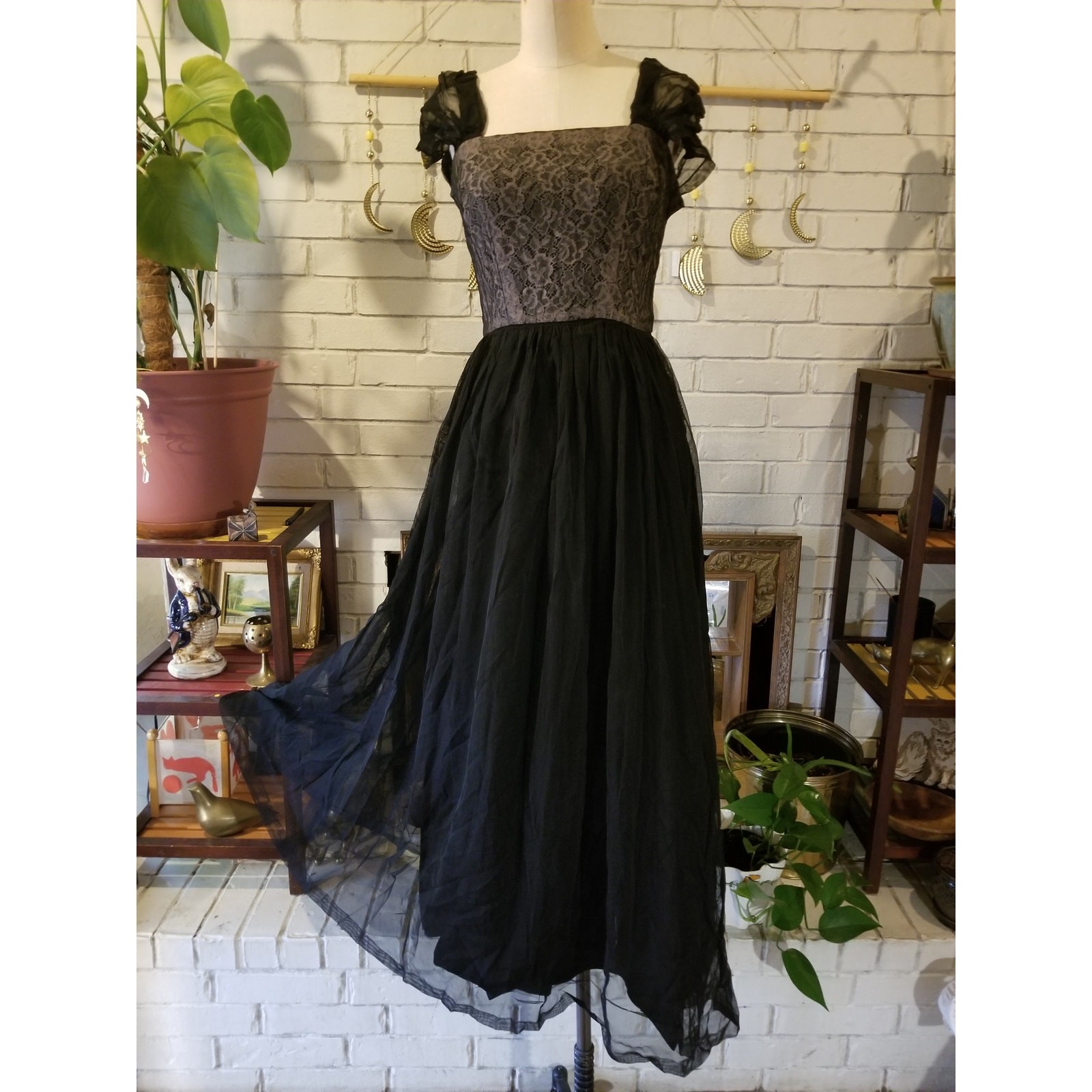 Vintage 1950s Black Tulle Lace Maxi Prom Ballgown Dress Small