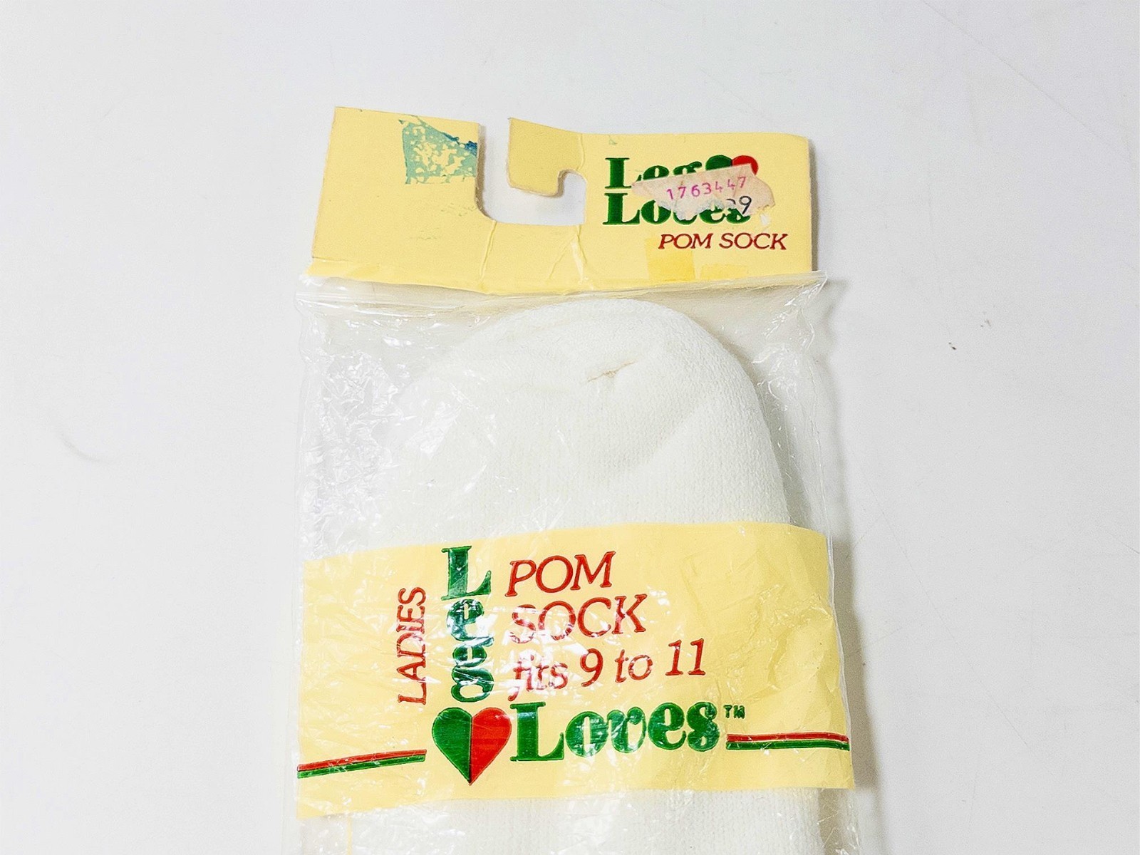 Ladies Leg Loves Pom Socks 9-11 White & Navy, New Old Stock, Vintage Rare, GR8