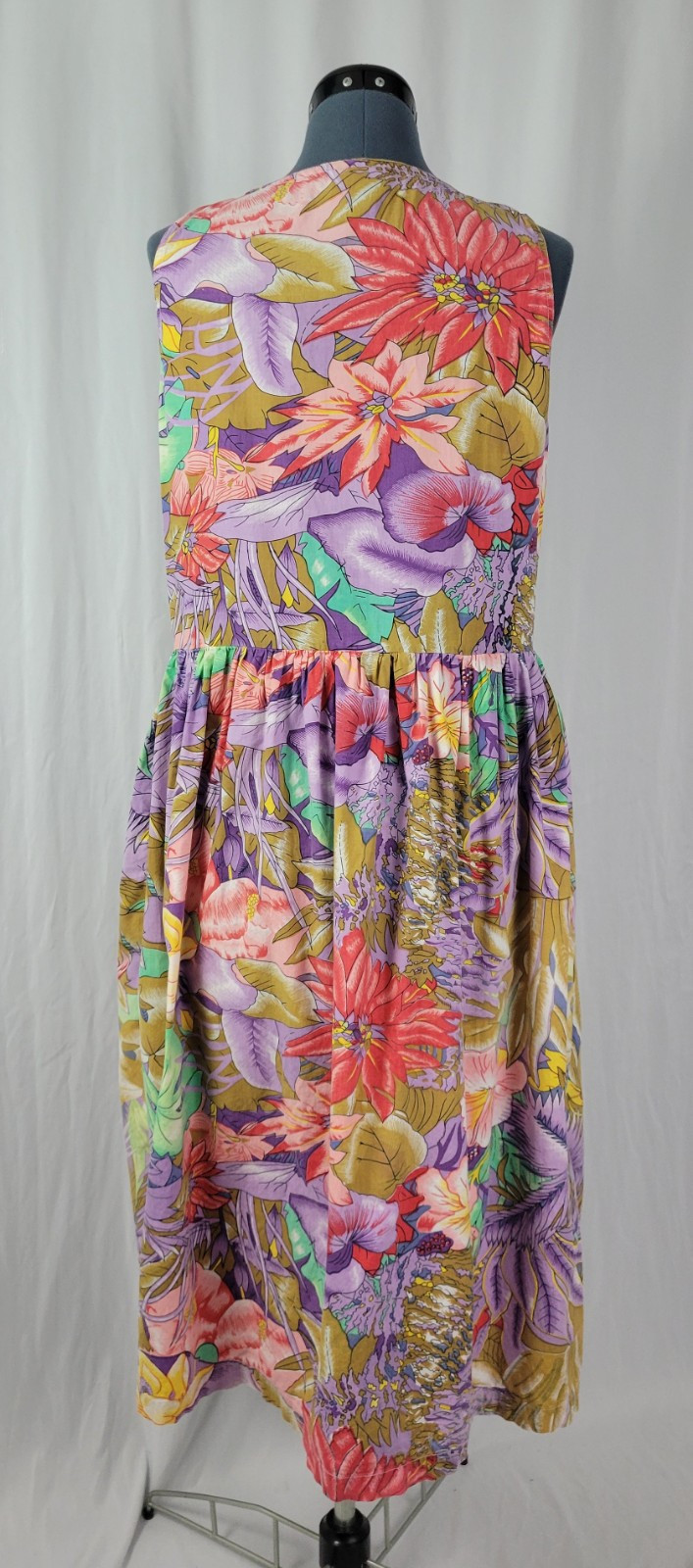 Vintage Erika Pink/Purp/Green/Tan Tropical Floral Print Jumper w Pockets Size L