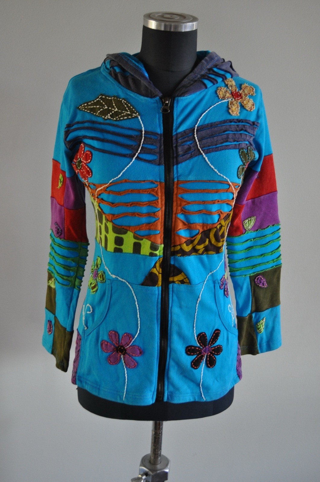 Vintage Hippie Jacket Women’s size Small READ for measurements