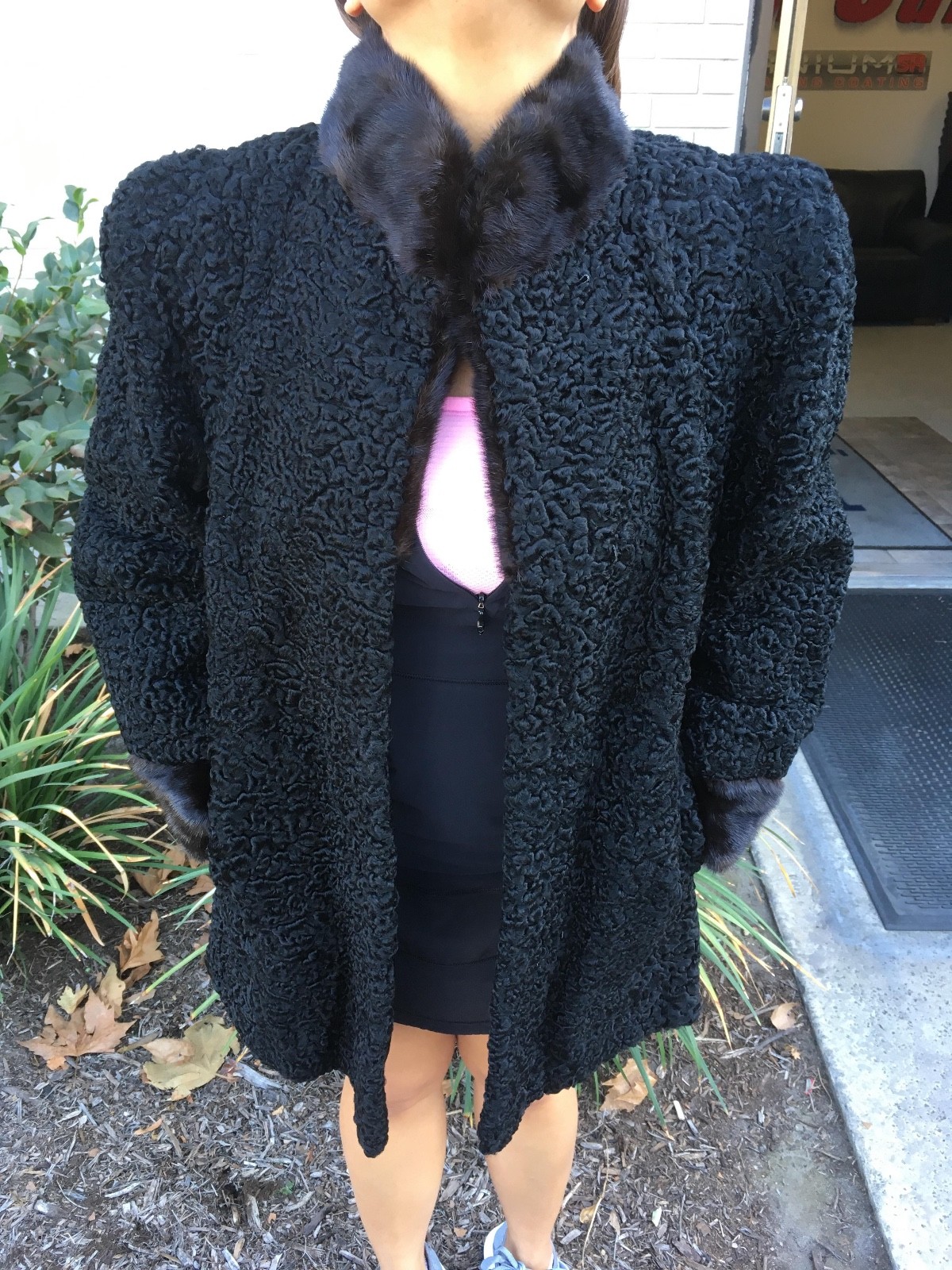 Vintage Fook Lee Fur Co. Lamb Skin and Mink Coat HongKong