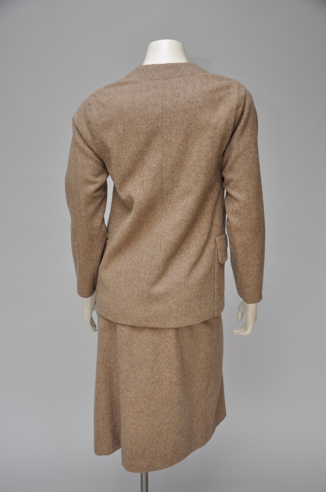 Vintage 1960s GALANOS Camel Wool Skirt Set Blazer Buttons Pockets XS