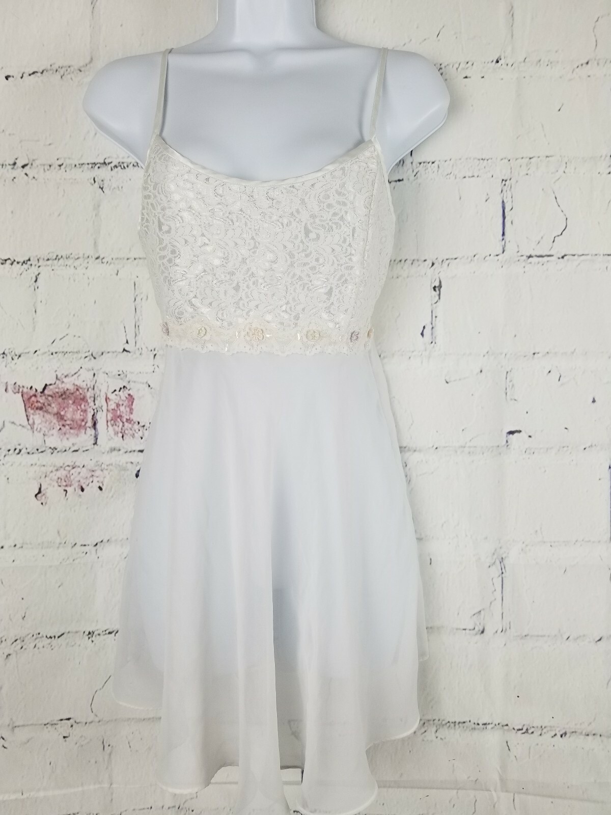 Etonne by Sarah Richards Vintage White Negligee Short size Medium Lace Bodice