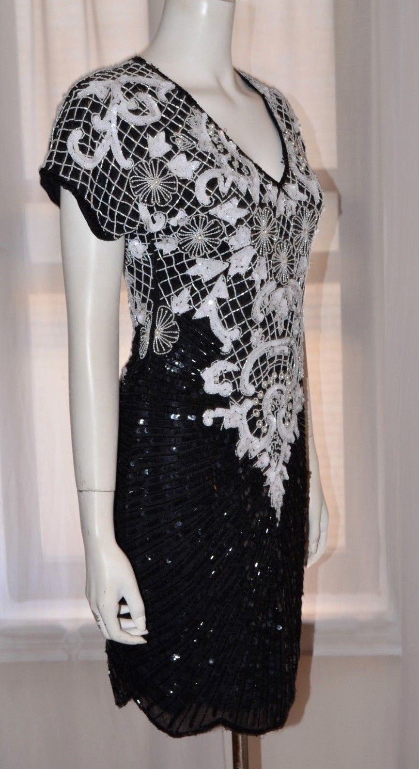 Vintage CARINA Black White Beaded Sequin Silk Evening Cocktail Dress Small S VTG