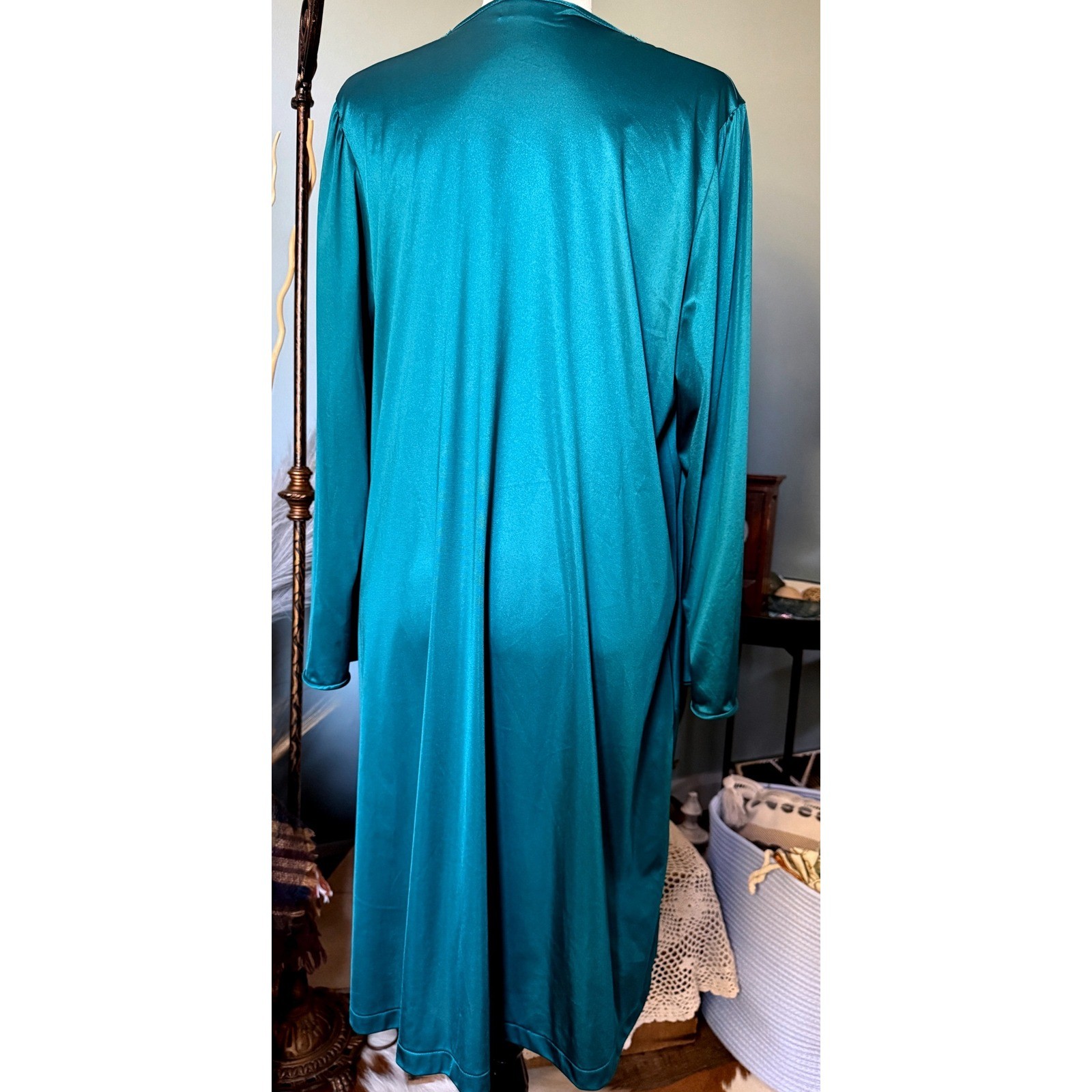 Vintage 1980s Vanity Fair Peacock Blue Nylon Tricot Lace Nightgown