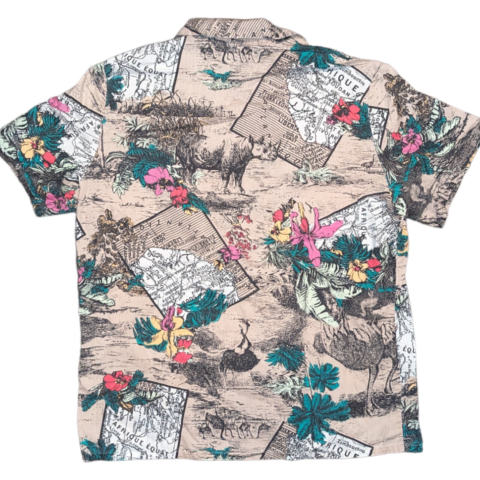 Vintage Avon fashions animal safari button up shirt