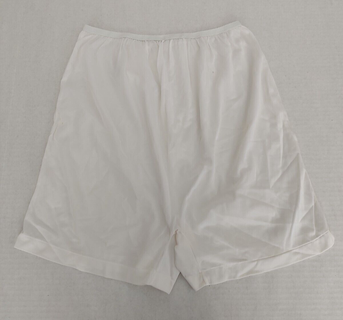 Vintage NWT Womens Underwear Shorts Panties Hem Leg Trunk M-L Berkliff Sapphire