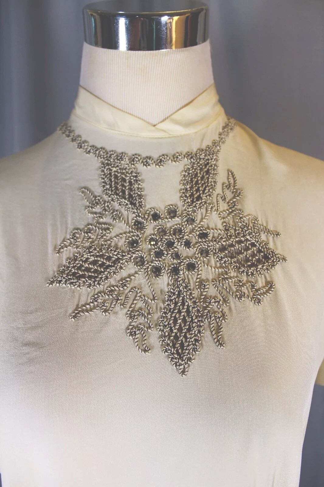Woman’s Vintage 40’s Classic Buttercream Rayon Blouse by Sybil Stunning Details