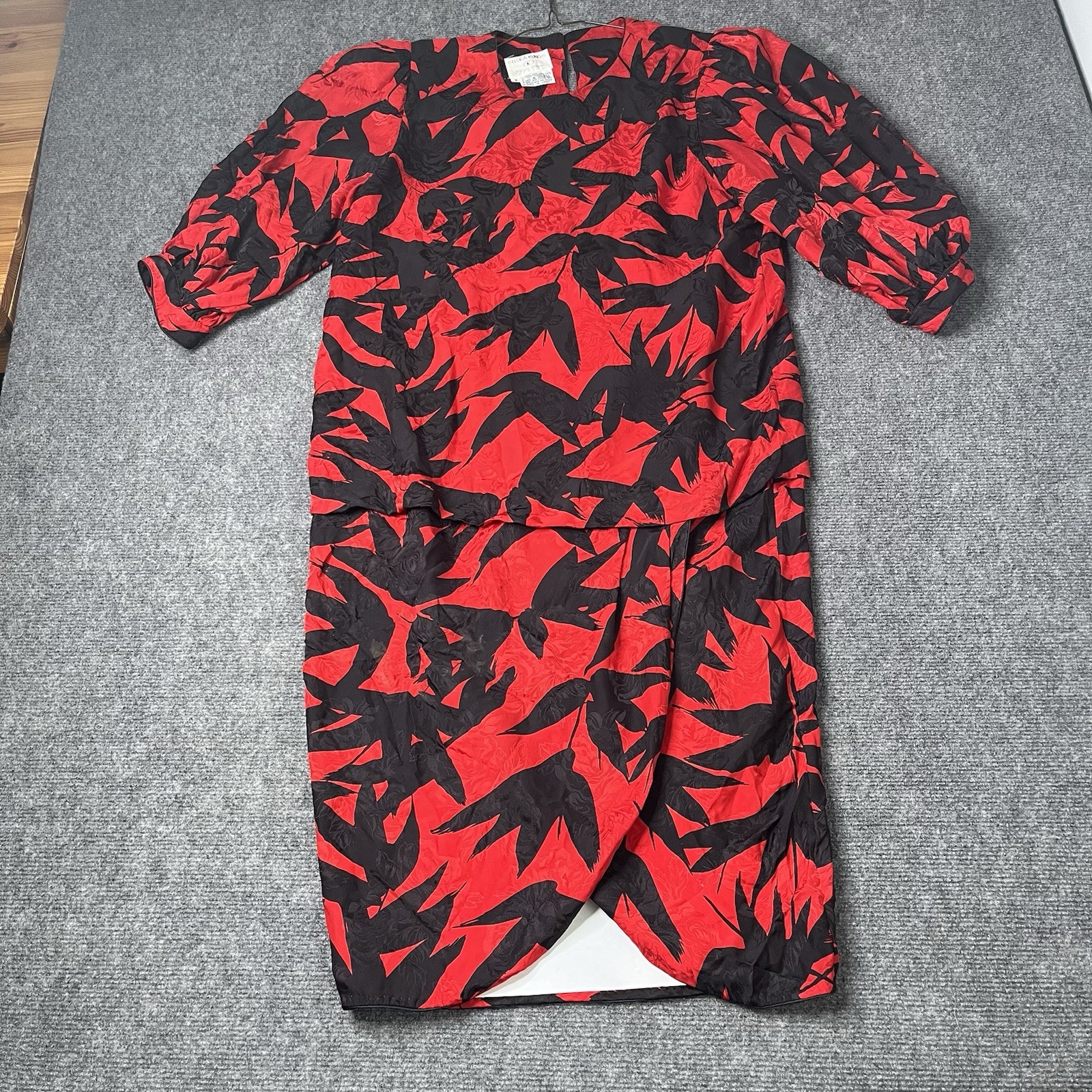 Vtg 1980s Flora Kung Silk Shift Dress Floral Black Red Roses Womens Size 8