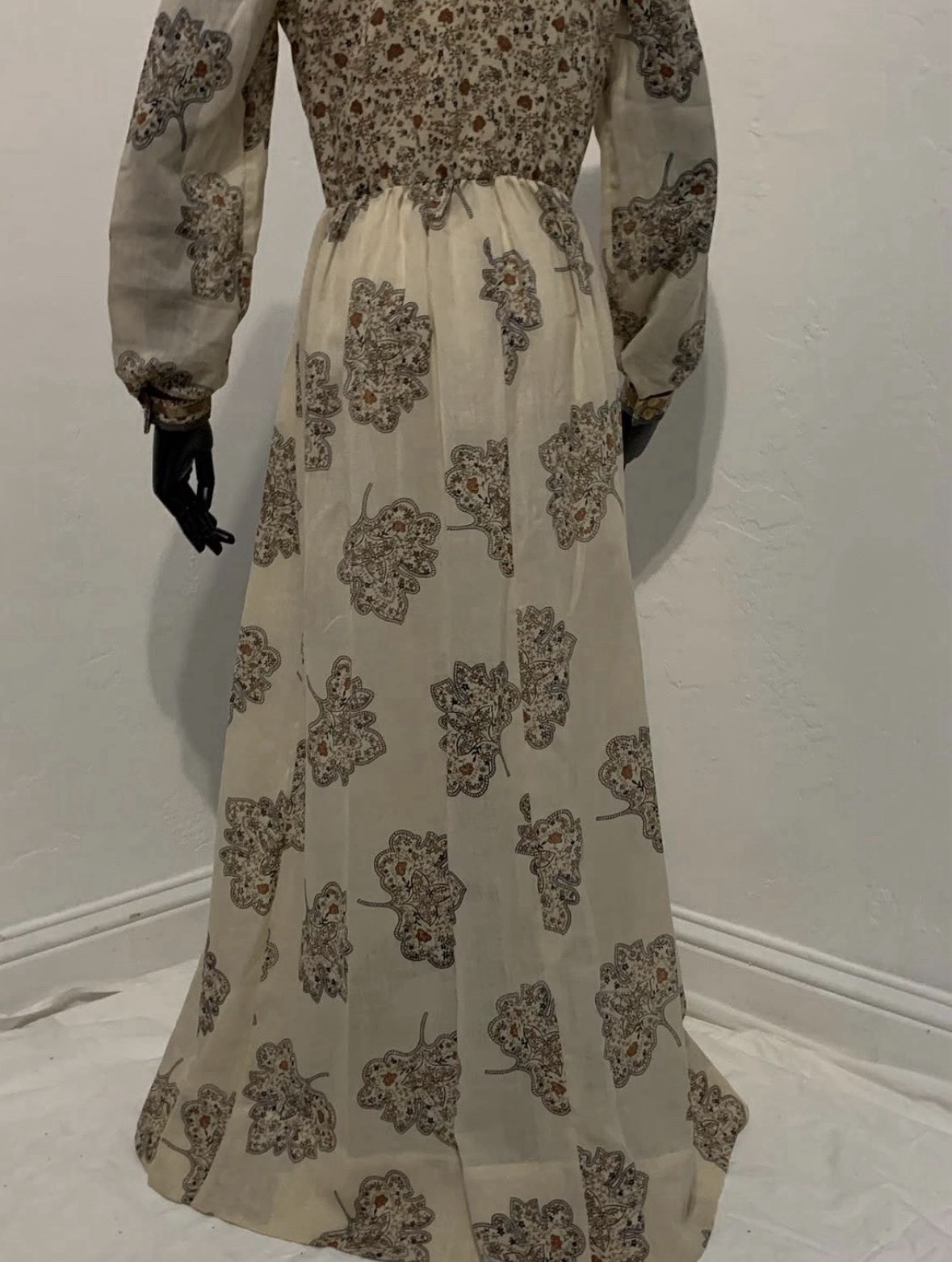 Vintage 70s Leslie Fay Floral Maxi Dress Boho Prairie Button Front