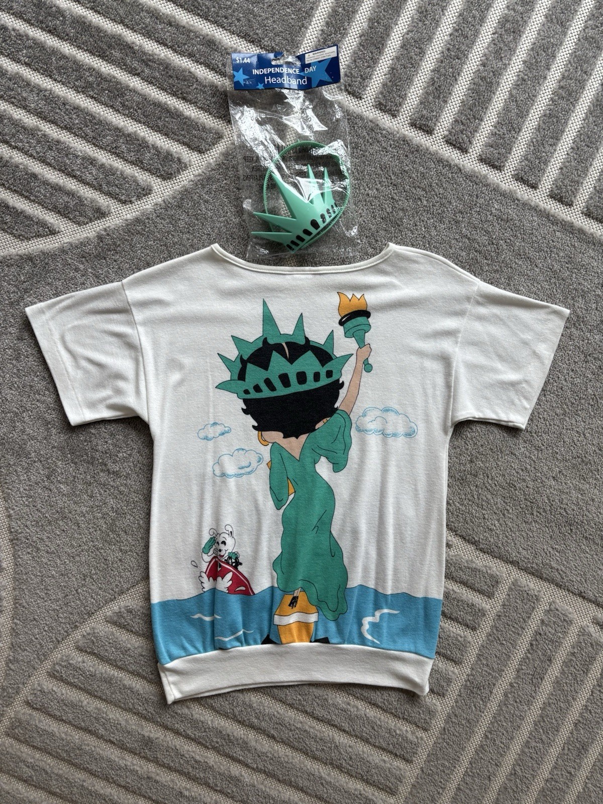 Single Stitch Betty Boop Statue of Liberty Vintage 1985 With Crown Women’s M