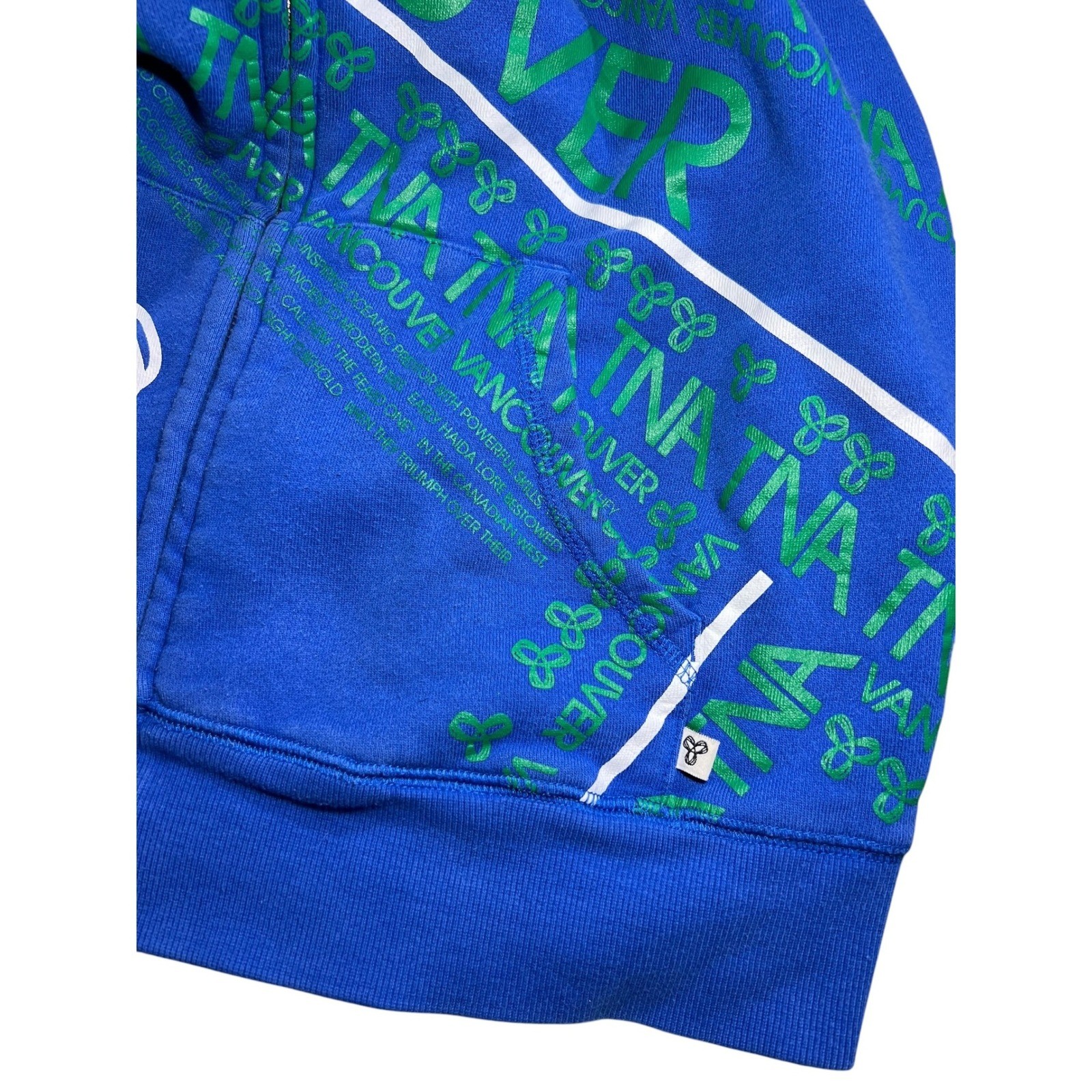 Vintage TNA Aritzia Vancouver All-Over Print Zip-Up Hoodie Size XL Y2K
