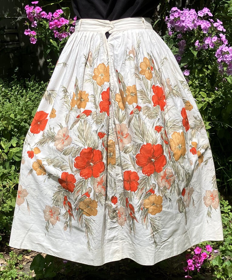 Vintage 1950’s Cotton Full Skirt „Wildflowers & Birds” Border Print