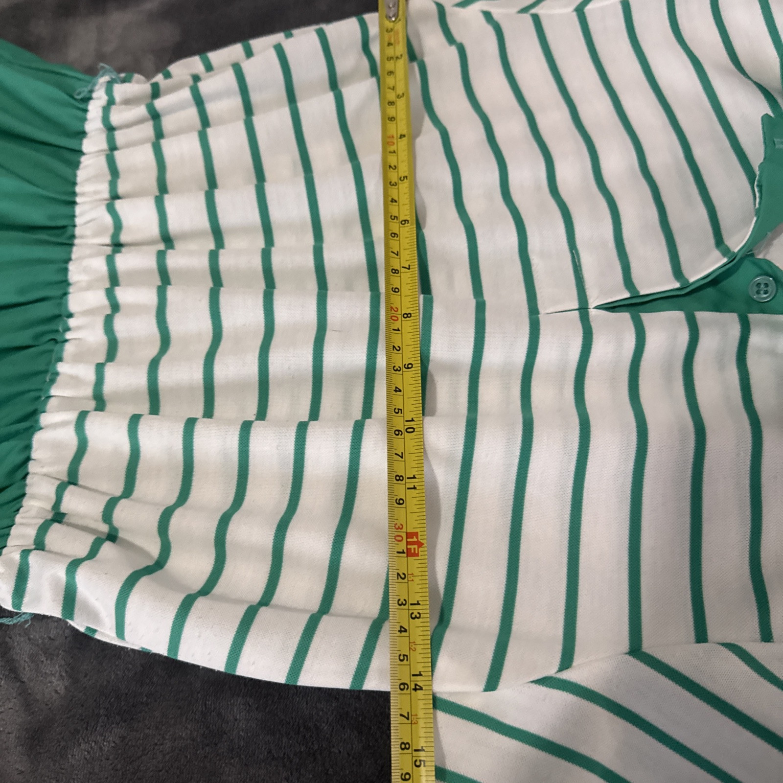 VTG „The Sportsdress” By Sears, Green, White Size Is Smaller. See Measurements.