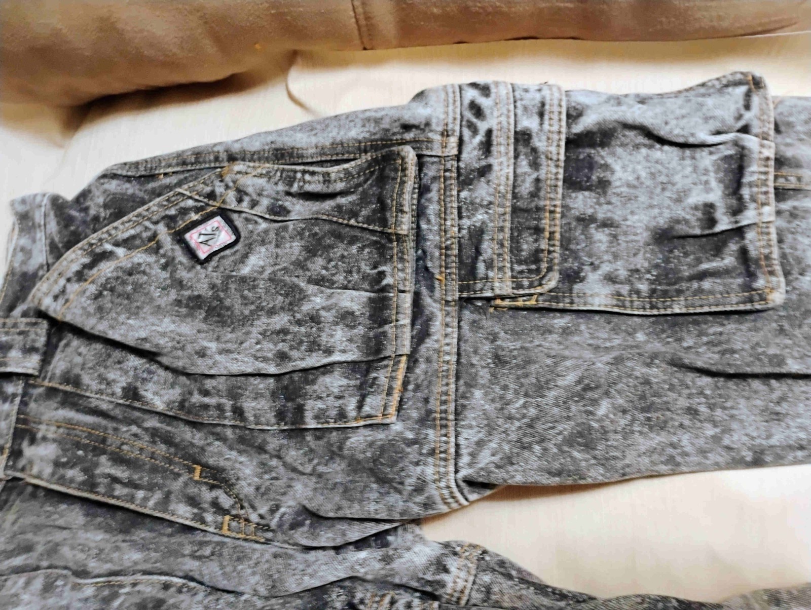 Vintage AJ’s Black Acid Wash Jeans Women’s 31 / 11 Long outer seam
