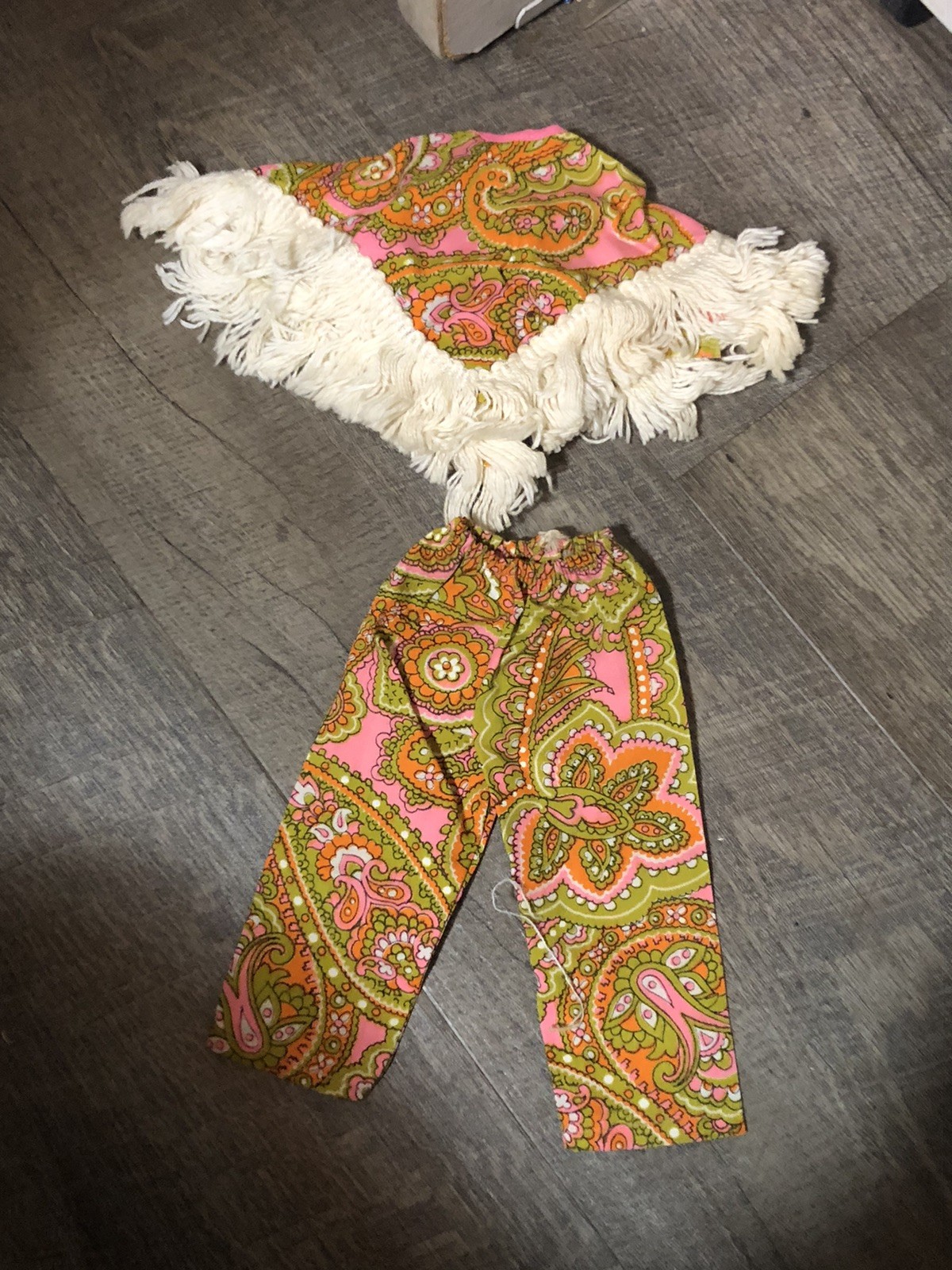 ( SALE ) VINTAGE VELVET SIZE PONCHO AND MATCHING PANTS. ( SALE )