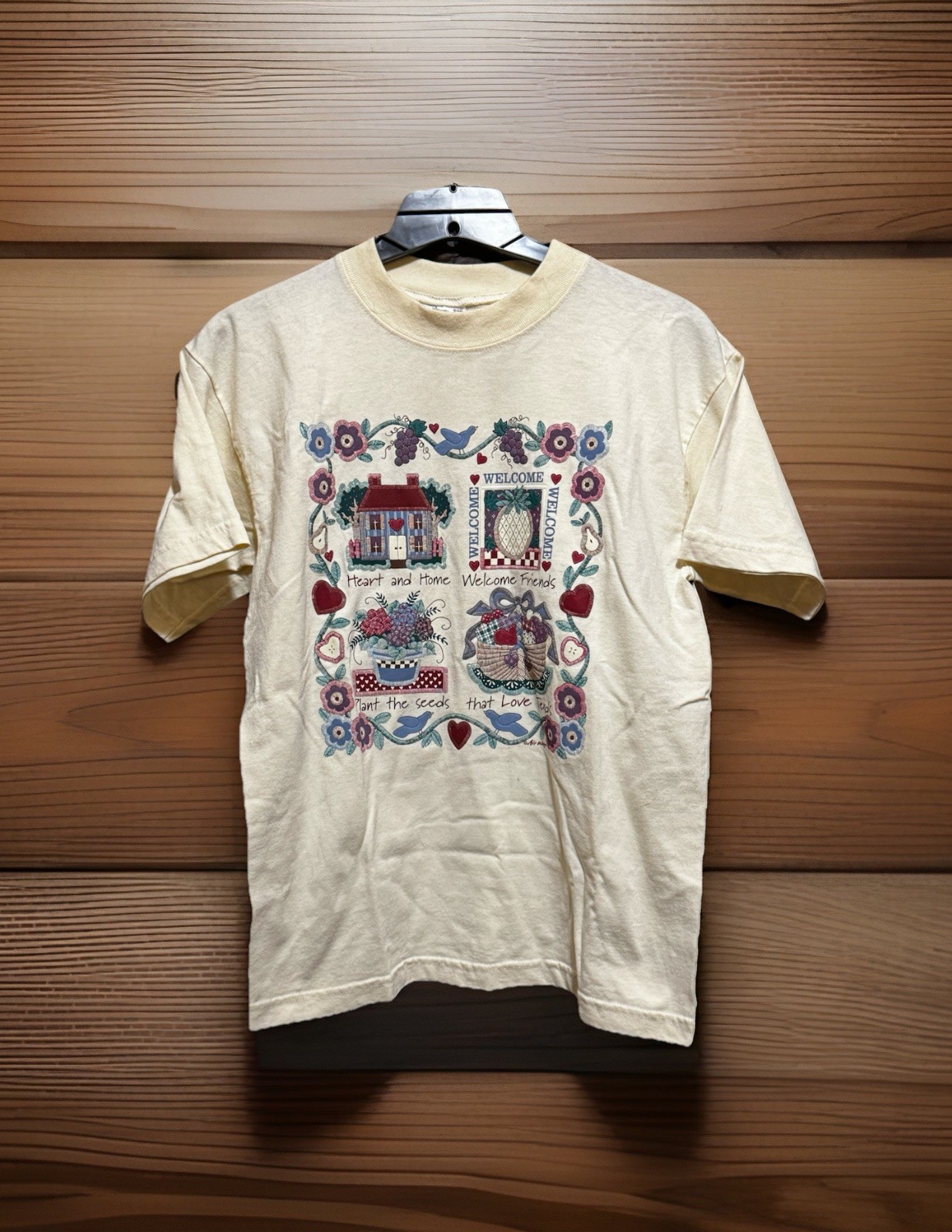 Heart & Home Quilt Style T-Shirt Medium Cottagecore Grannycore Vintage 1990s