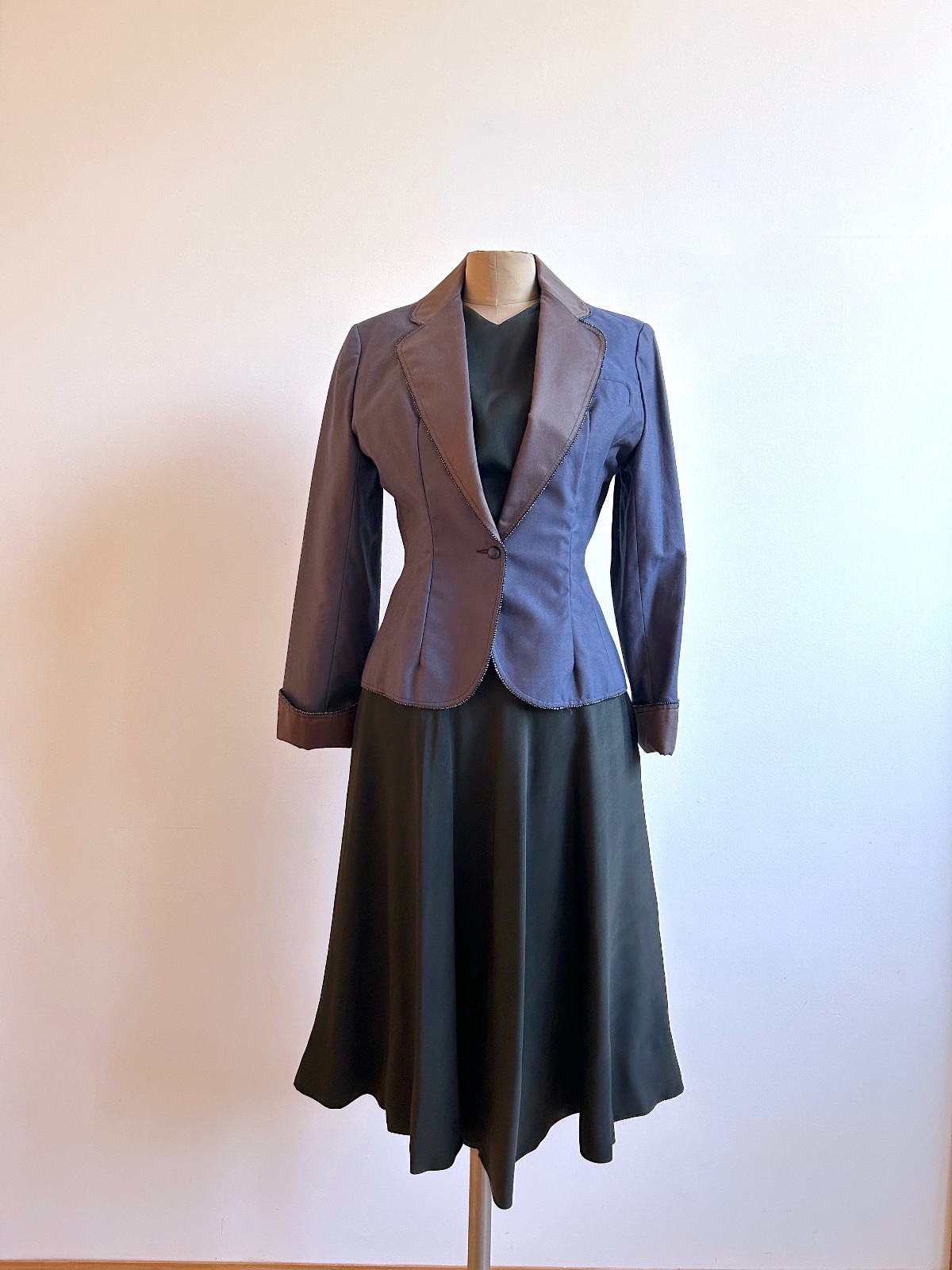 1950s Vintage Purple Twill Studded Trim Tailored Jacket Maisel Era sz S 6 8 50s