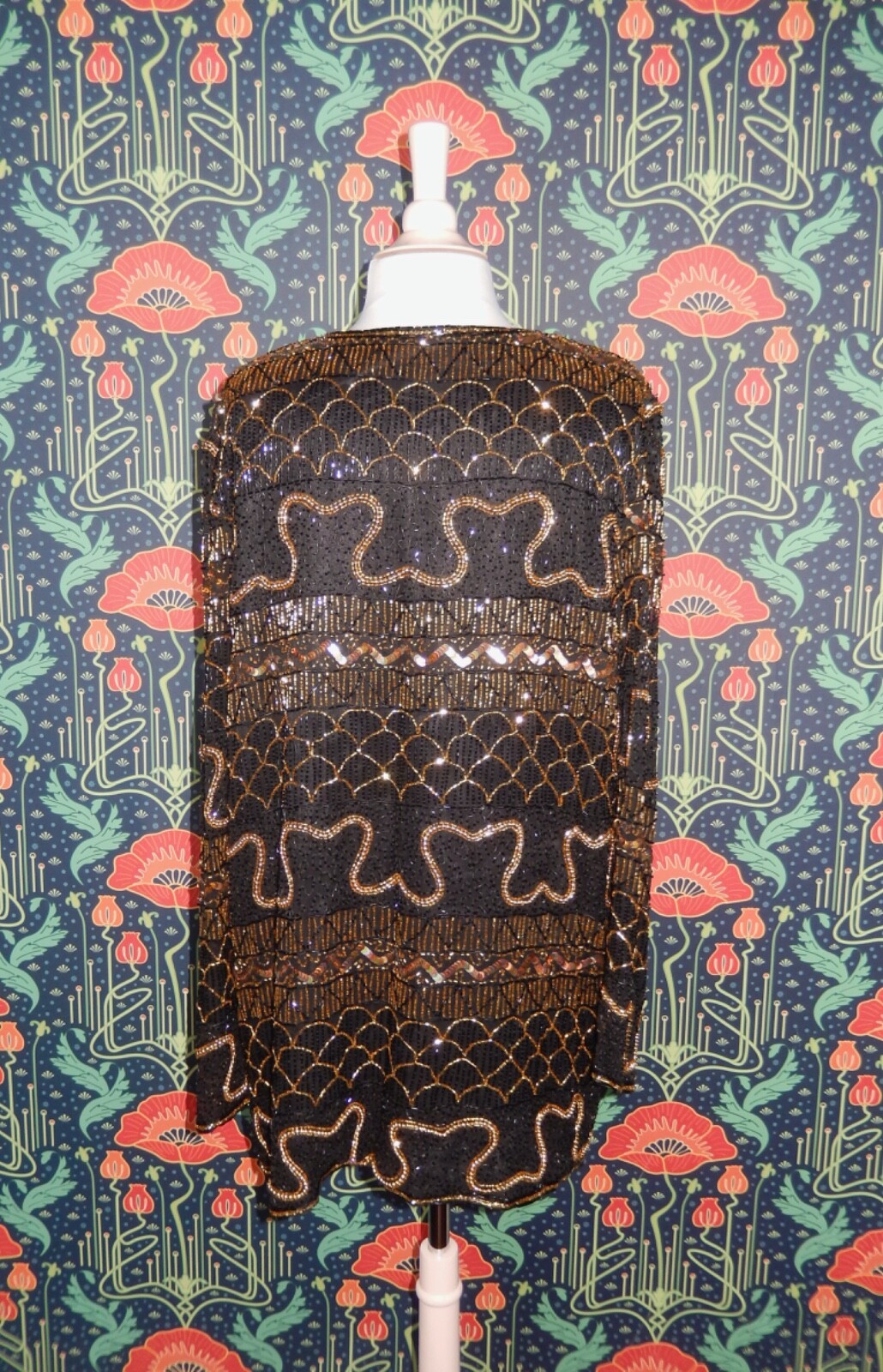 Vintage 90’s Y2K Black Gold Sequin Silk Beaded Glam Bling Trophy Jacket Top L/XL