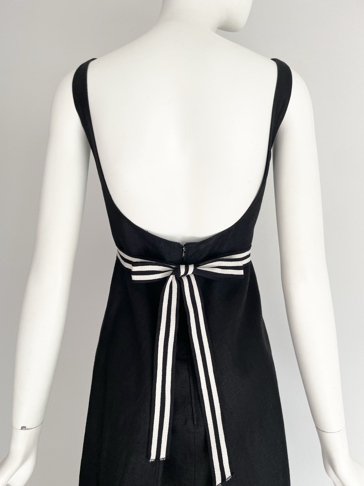 Valentino 1993 Vintage Black Linen Dress White Stripe Bow Ribbons Size Large 90s