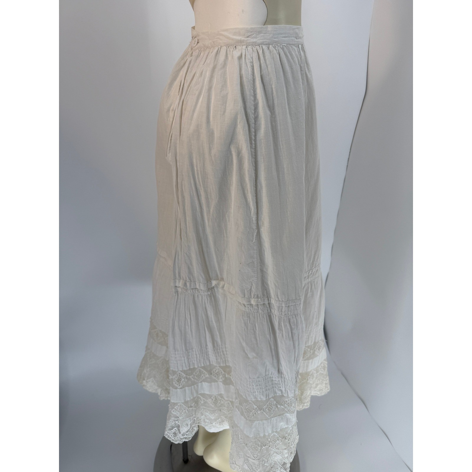 Antique Edwardian White Cotton Voile Petticoat Reticella Needle Lace 1880-1910