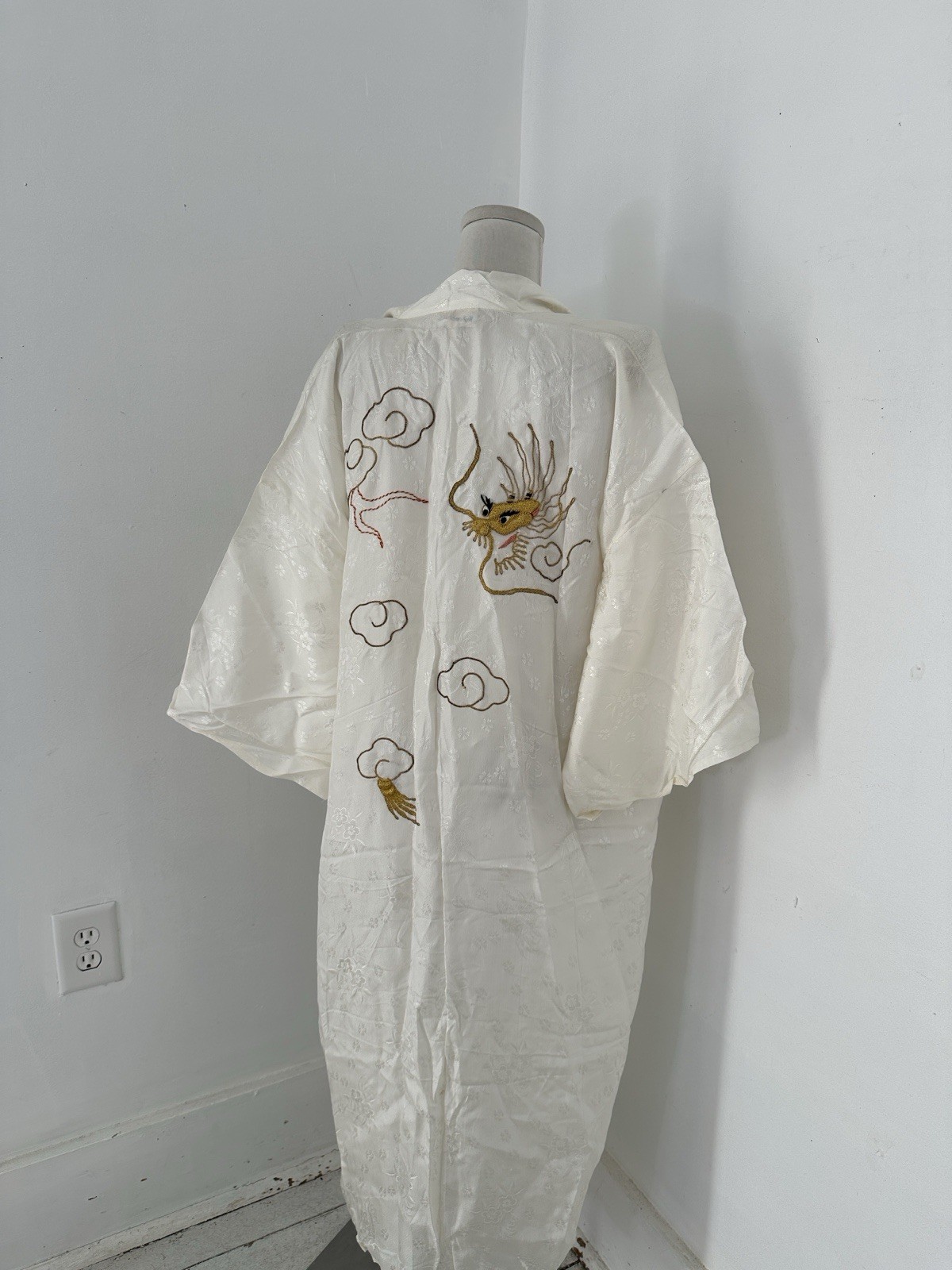 Vintage 50s Satin Brocade White Dragon Japan Made Robe