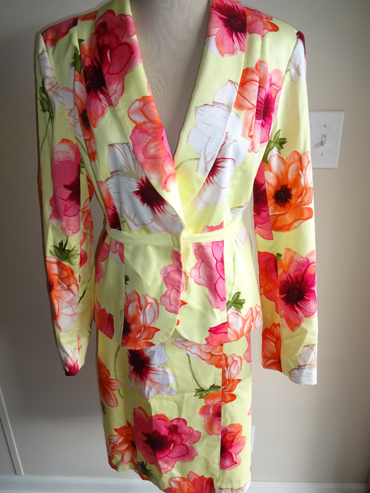 Vintage Yellow Bob Mackie Studio Floral Skirt Suit Set 10 S M Jacket Flowers