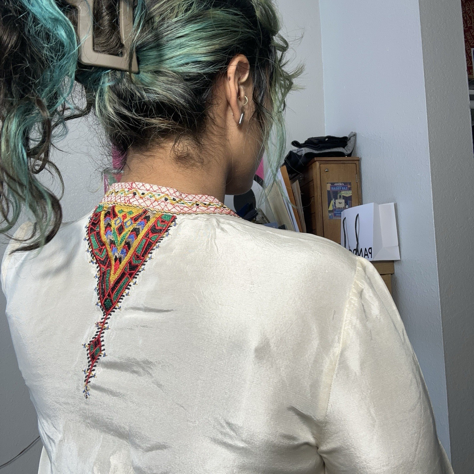 100% Vintage Silk Embroidered Boho Top Size S