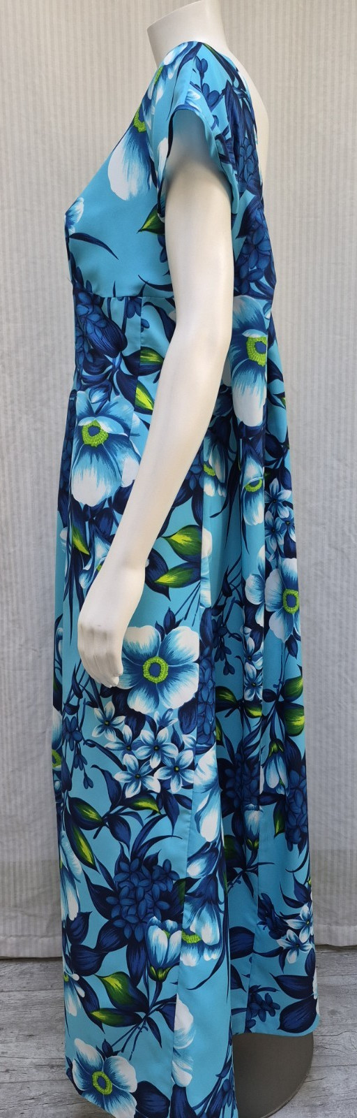 Vintage HAWAIIAN PALM Blue Floral Print Watteau-Back Maxi Dress – Size M/L – EUC