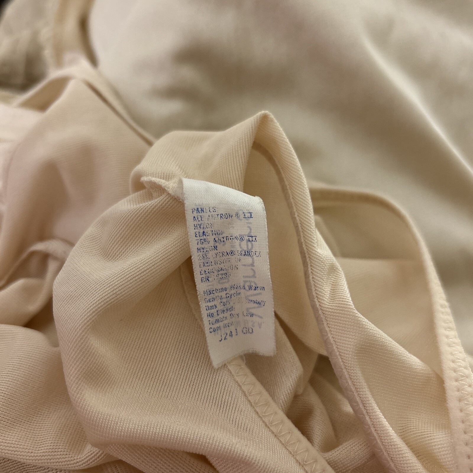 Vintage Warners Beige Nude Full Slip Dress 34 Elegant Ballerina Style Lingerie