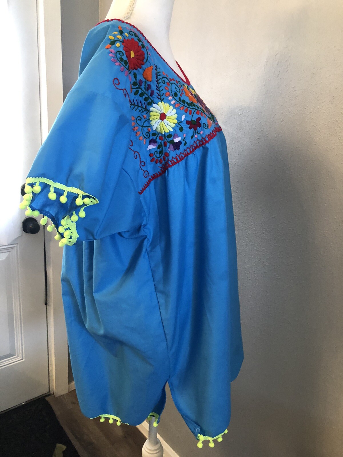 Mexico Molina Embroidered Pullover Blouse w/Pom Poms-Plus Size 4XL