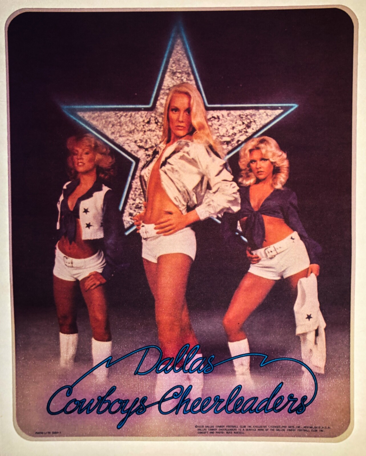 VTG 70s Dallas Cowboys Cheerleader NFL kiss Football T-Shirt Iron-On Transfer